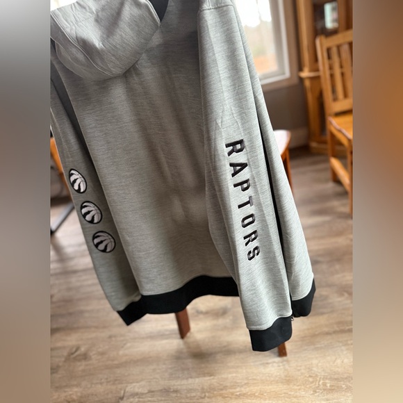 Toronto Raptors Nike Men's Therma Flex Showtime Full Zip Hoodie - Picture 2 of 5